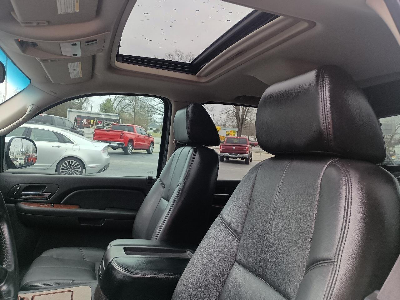 Chevrolet Avalanche 2WD Crew Cab 130" LTZ 2007