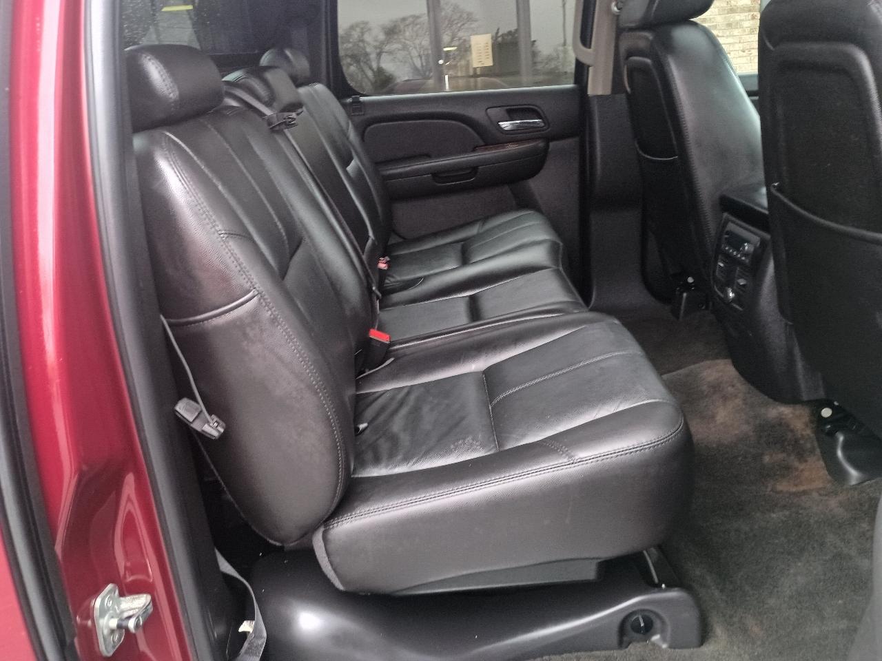 Chevrolet Avalanche 2WD Crew Cab 130" LTZ 2007