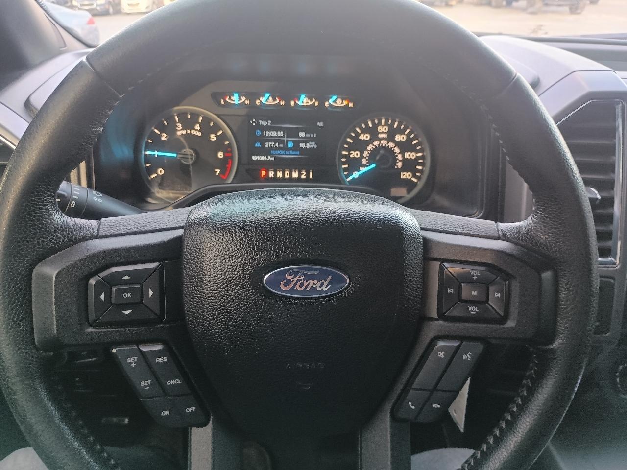 Ford F-150 4WD SuperCrew 157" XLT 2016