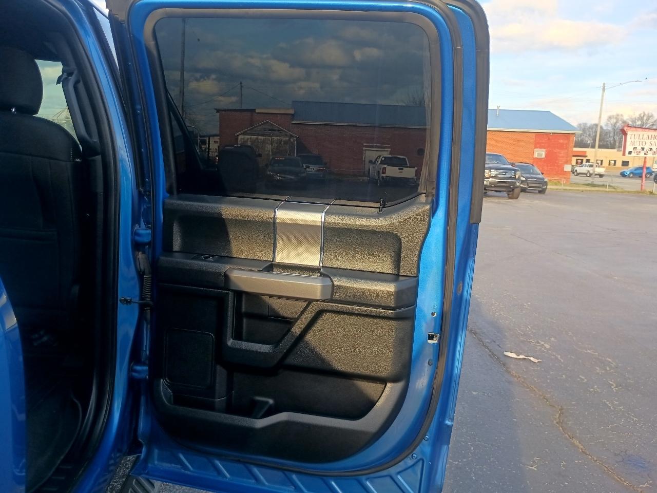 Ford F-150 4WD SuperCrew 157" XLT 2016