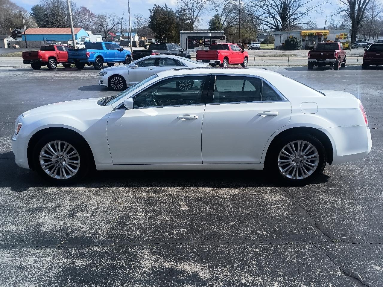 Chrysler 300 4dr Sdn AWD 2014
