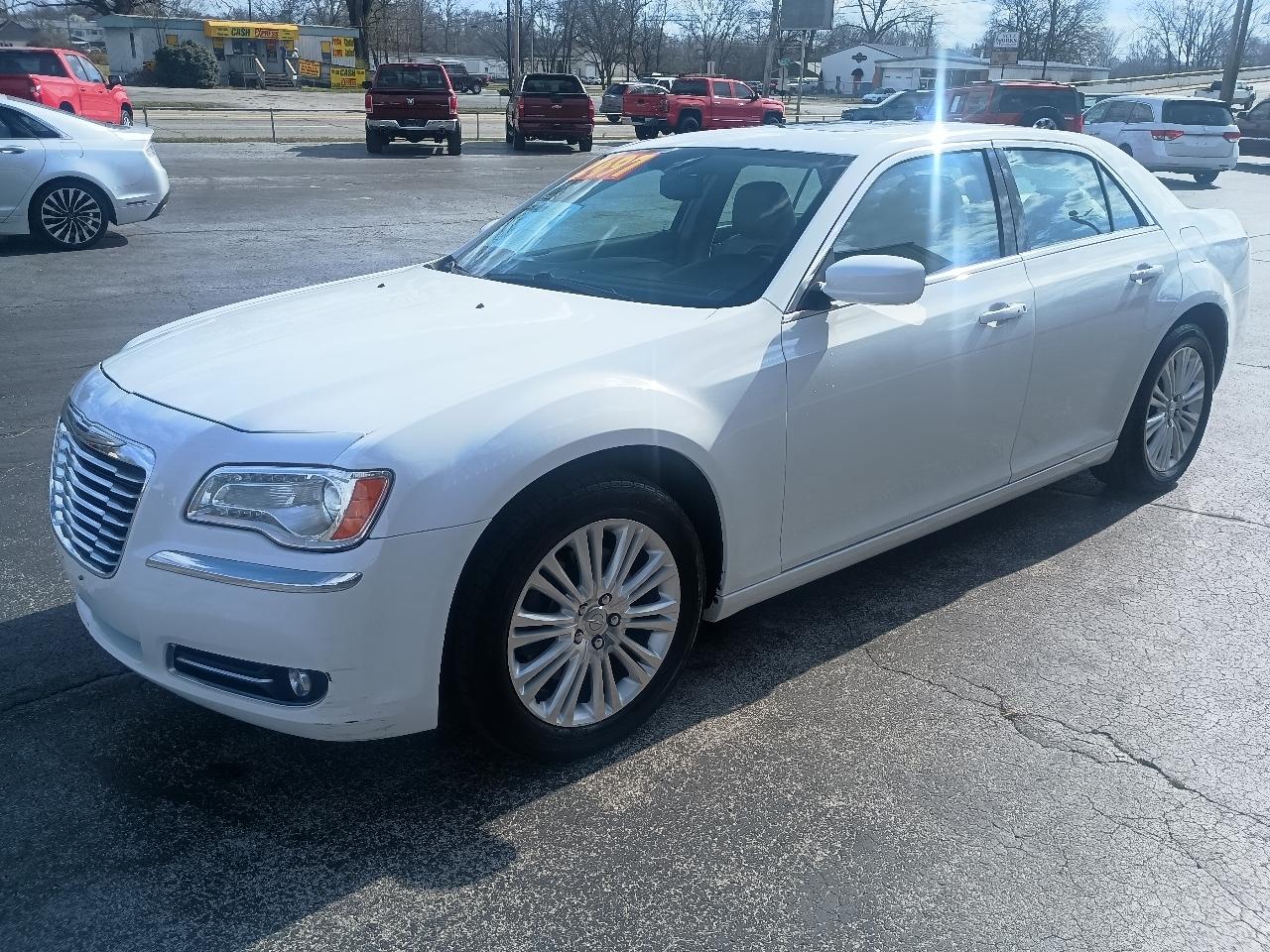 Chrysler 300 4dr Sdn AWD 2014