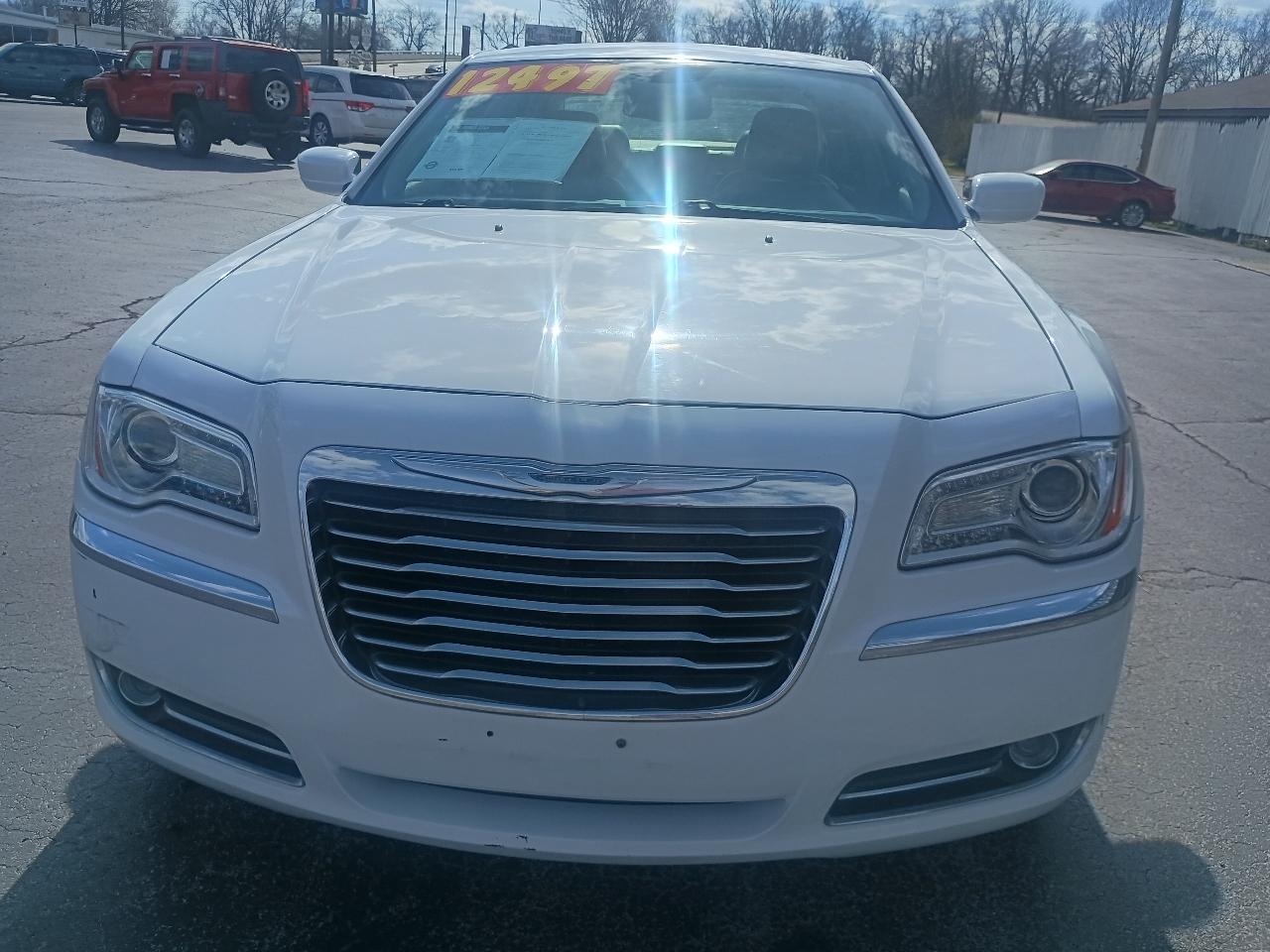Chrysler 300 4dr Sdn AWD 2014