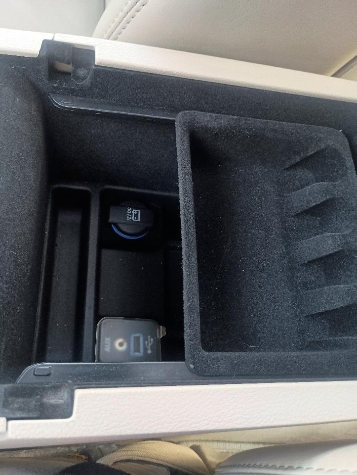 Chrysler 300 4dr Sdn AWD 2014