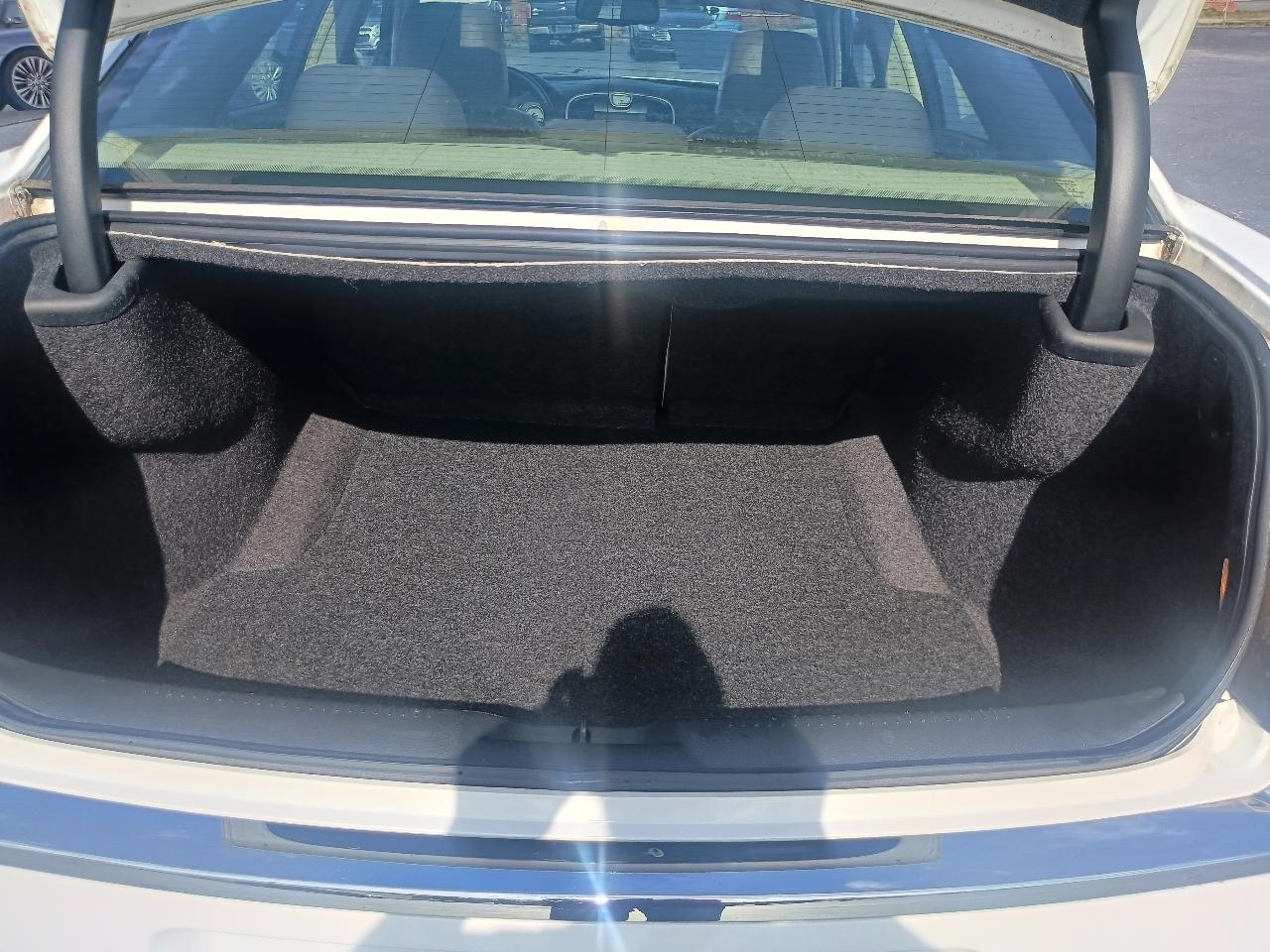 Chrysler 300 4dr Sdn AWD 2014