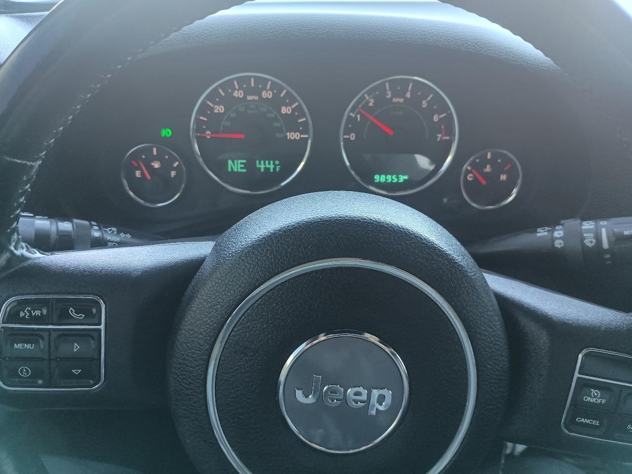 Jeep Wrangler Unlimited 4WD 4dr Sahara 2016