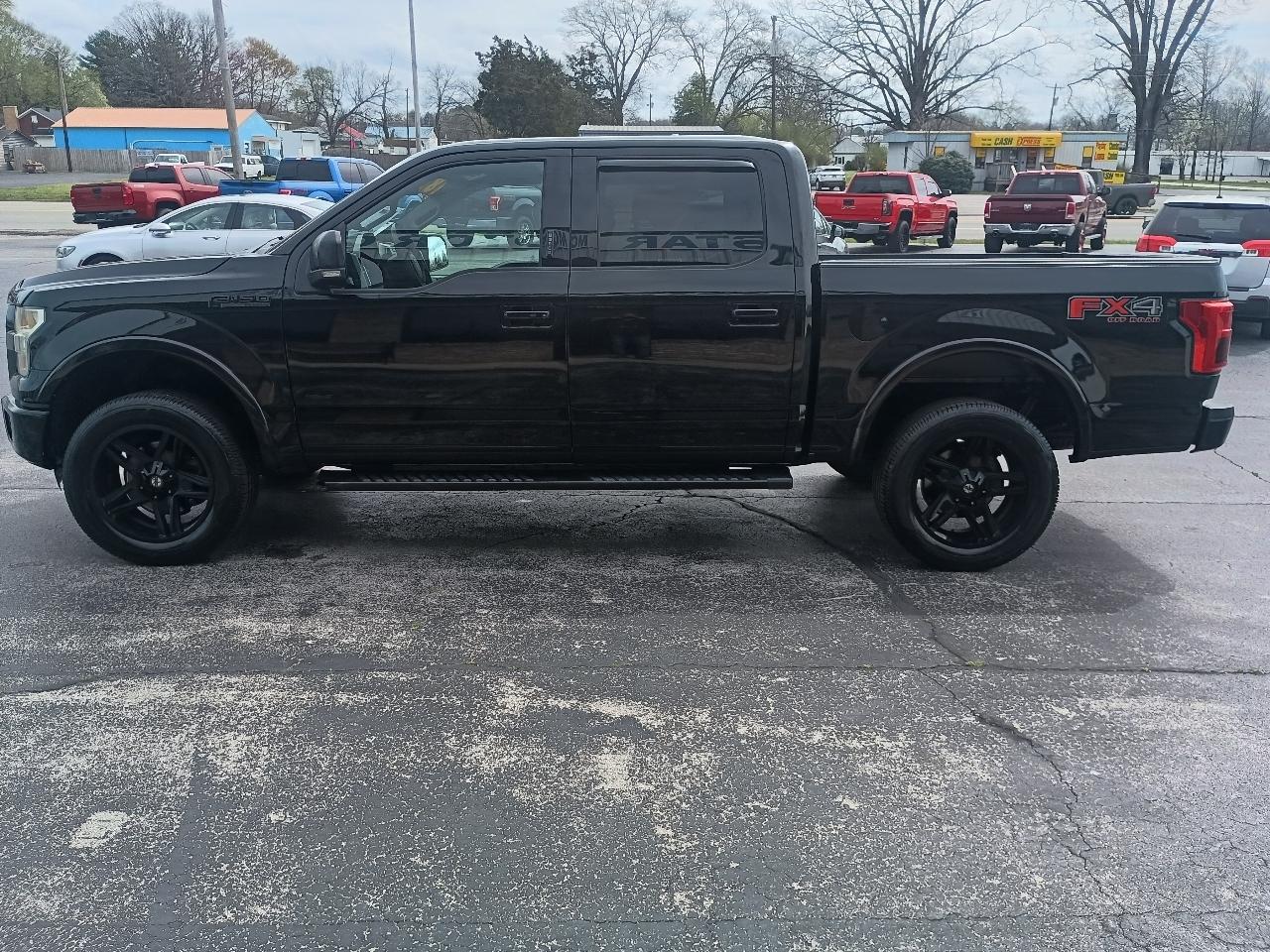 Ford F-150 4WD SuperCrew 145" Lariat 2016
