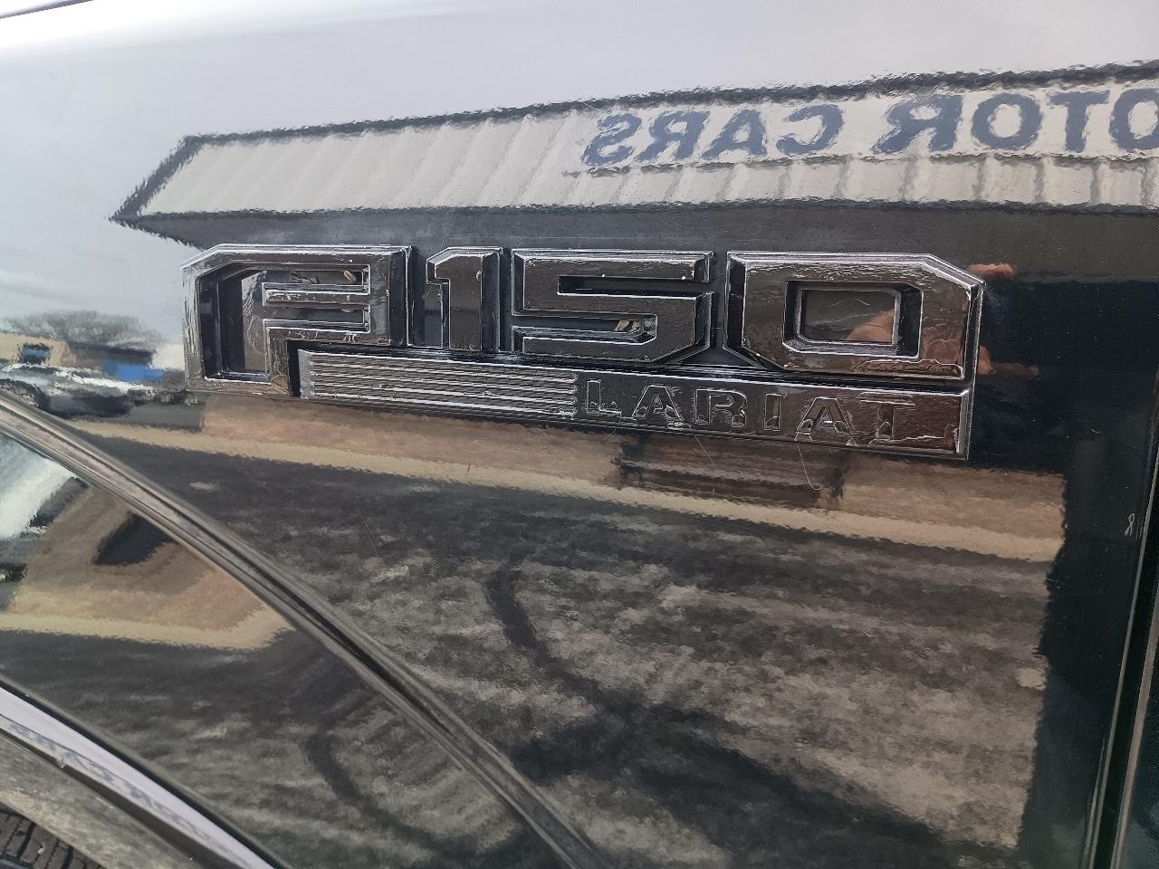 Ford F-150 4WD SuperCrew 145" Lariat 2016