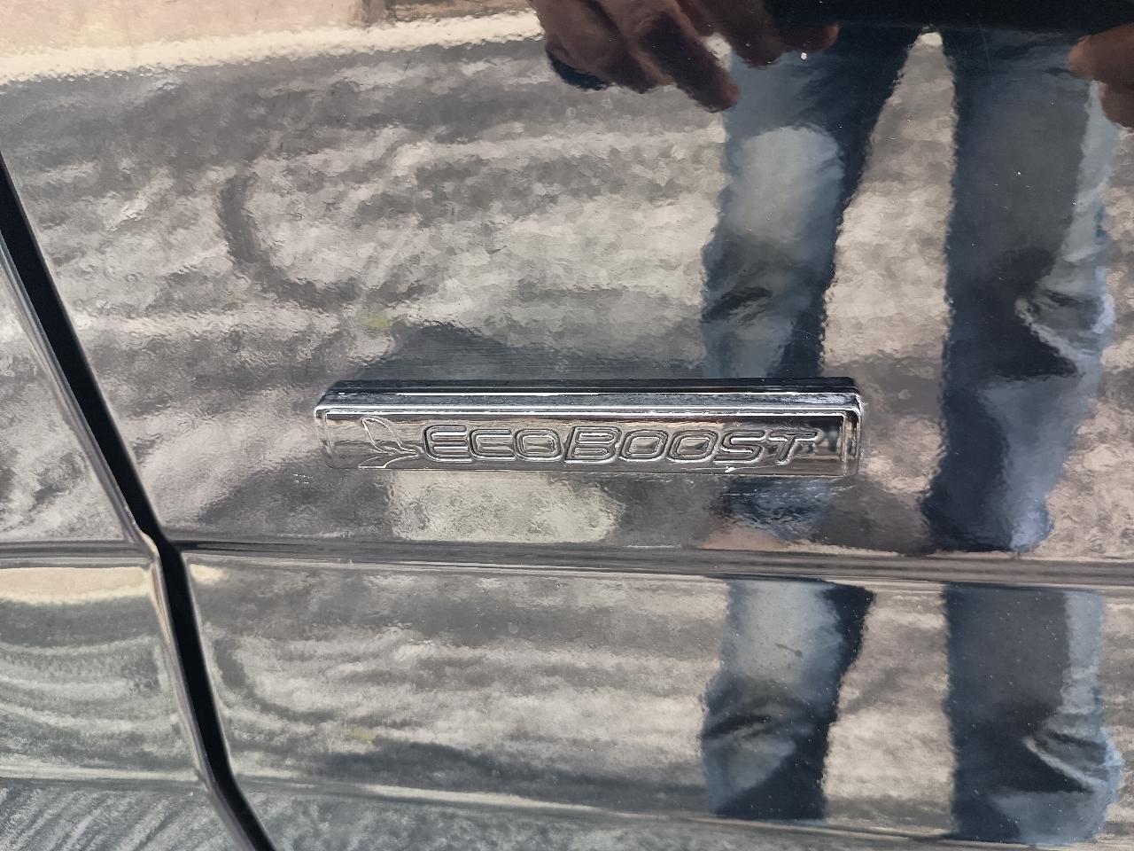 Ford F-150 4WD SuperCrew 145" Lariat 2016