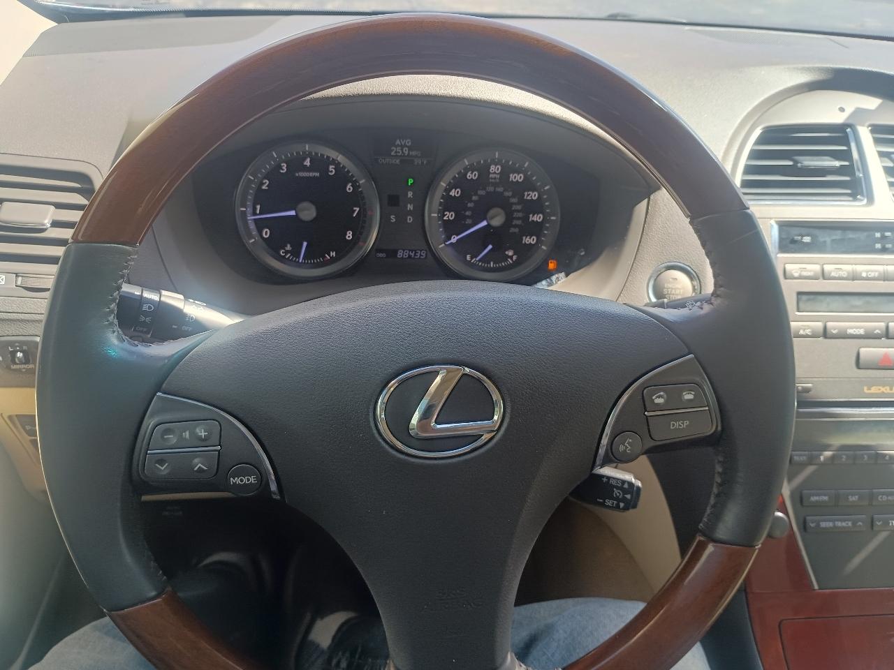 Lexus ES 350 4dr Sdn 2012