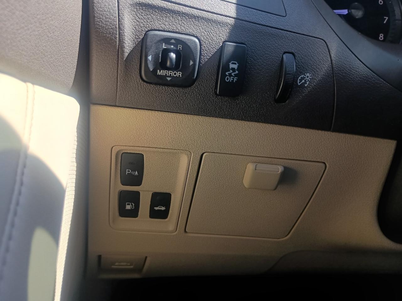 Lexus ES 350 4dr Sdn 2012