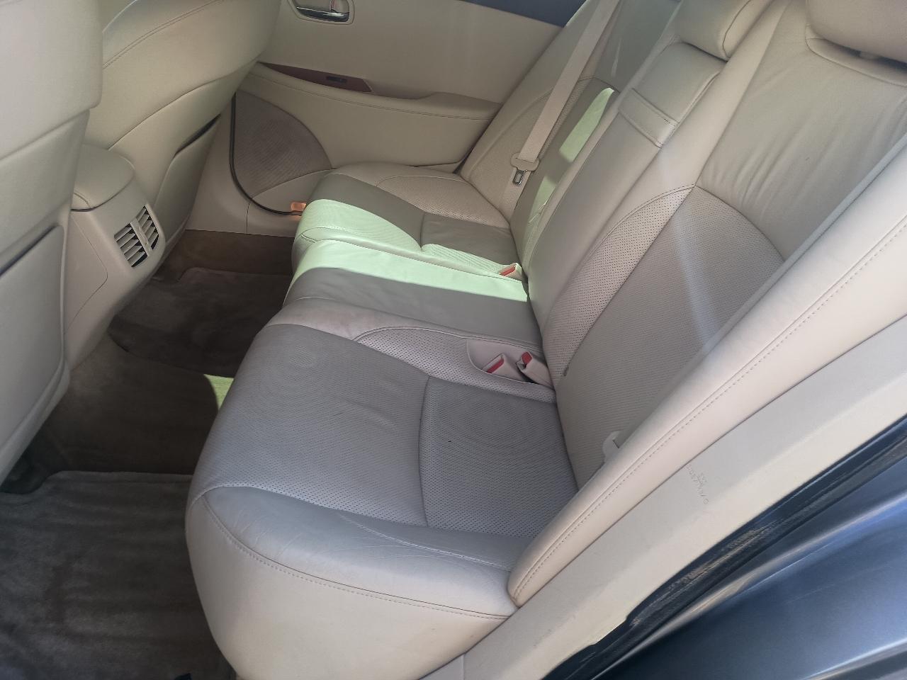 Lexus ES 350 4dr Sdn 2012