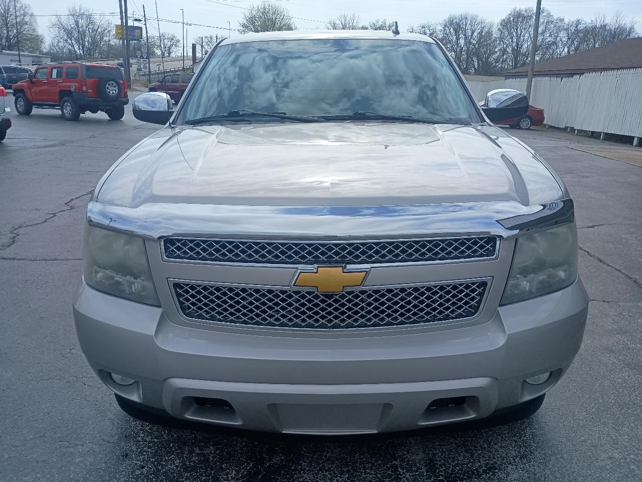 Chevrolet Avalanche 4WD Crew Cab 130" LT w/1LT 2009