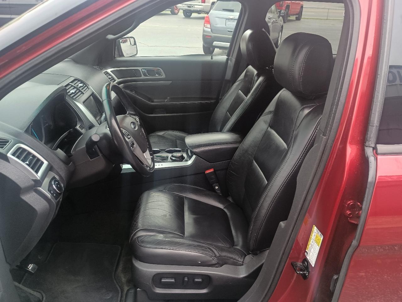 Ford Explorer 4WD 4dr XLT 2013