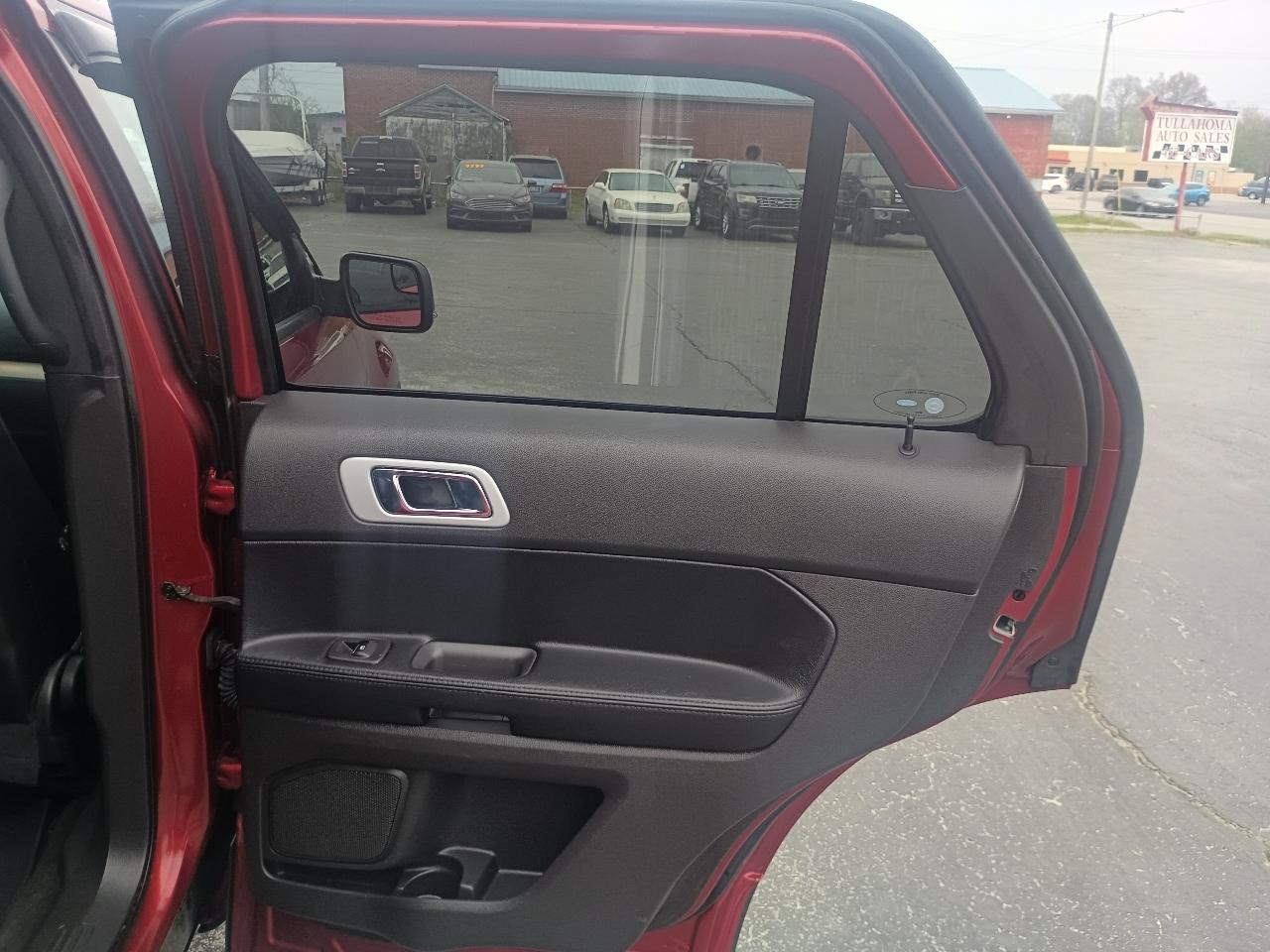 Ford Explorer 4WD 4dr XLT 2013