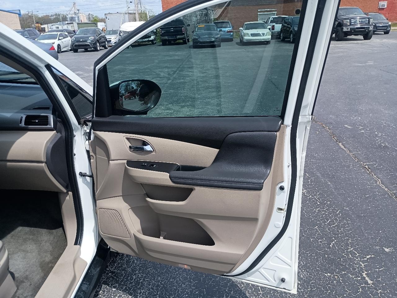 Honda Odyssey 5dr EX-L w/RES 2014