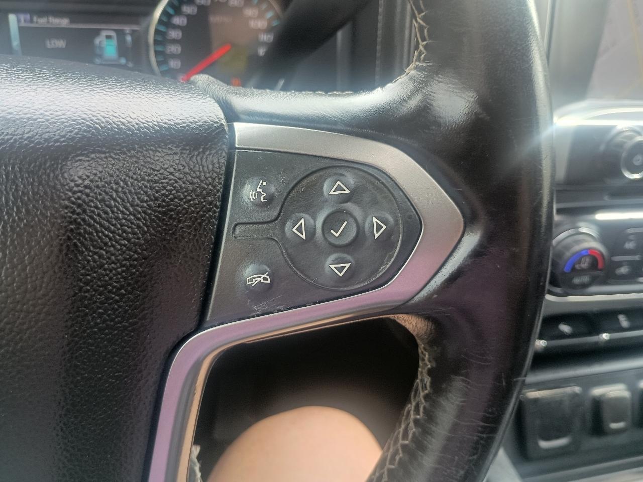 Chevrolet Silverado 2500HD Built After Aug 14 4WD Crew Cab 153.7" LTZ 2015