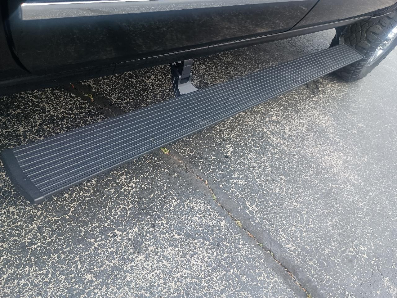 Chevrolet Silverado 2500HD Built After Aug 14 4WD Crew Cab 153.7" LTZ 2015