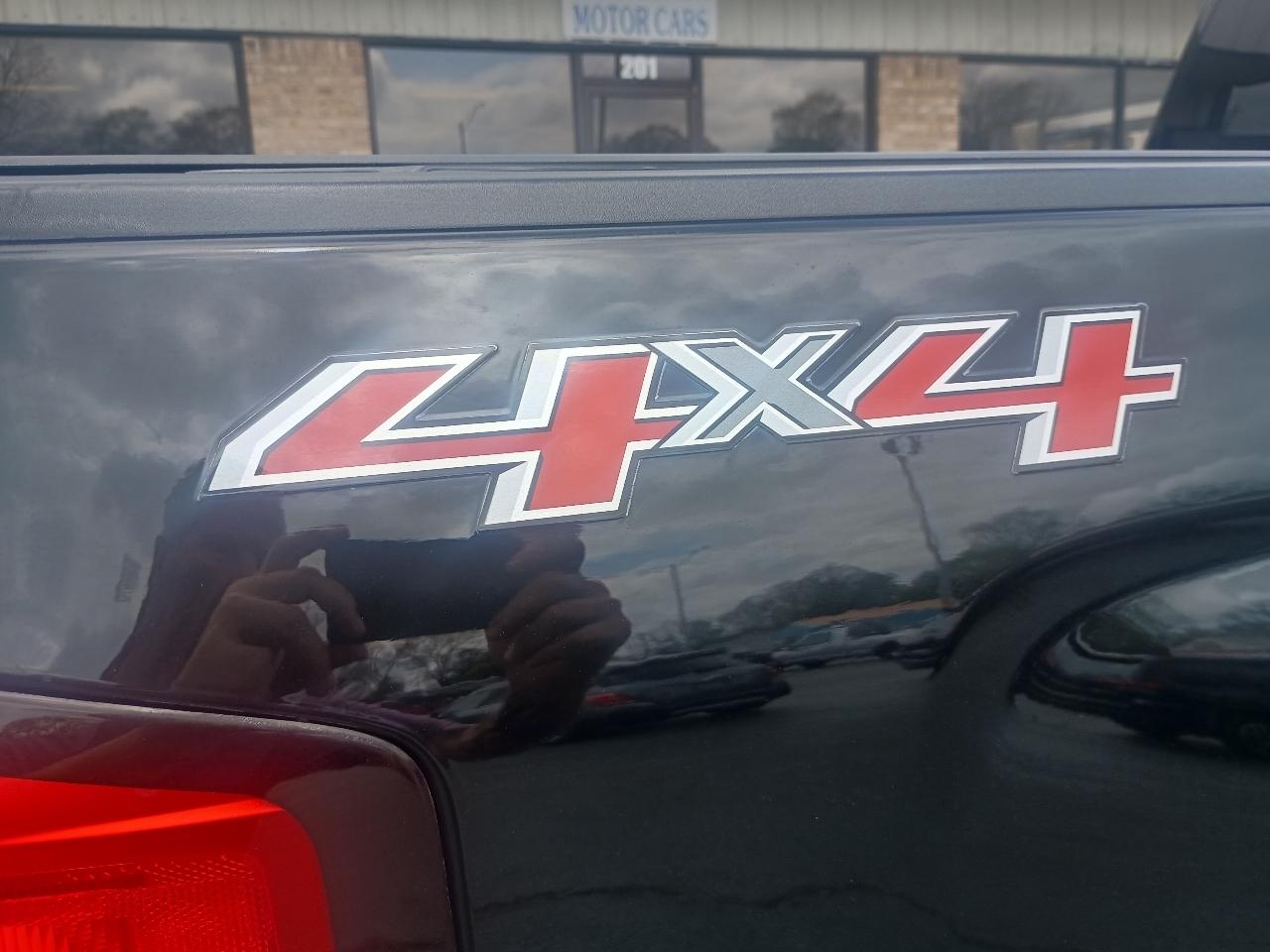 Chevrolet Silverado 2500HD Built After Aug 14 4WD Crew Cab 153.7" LTZ 2015