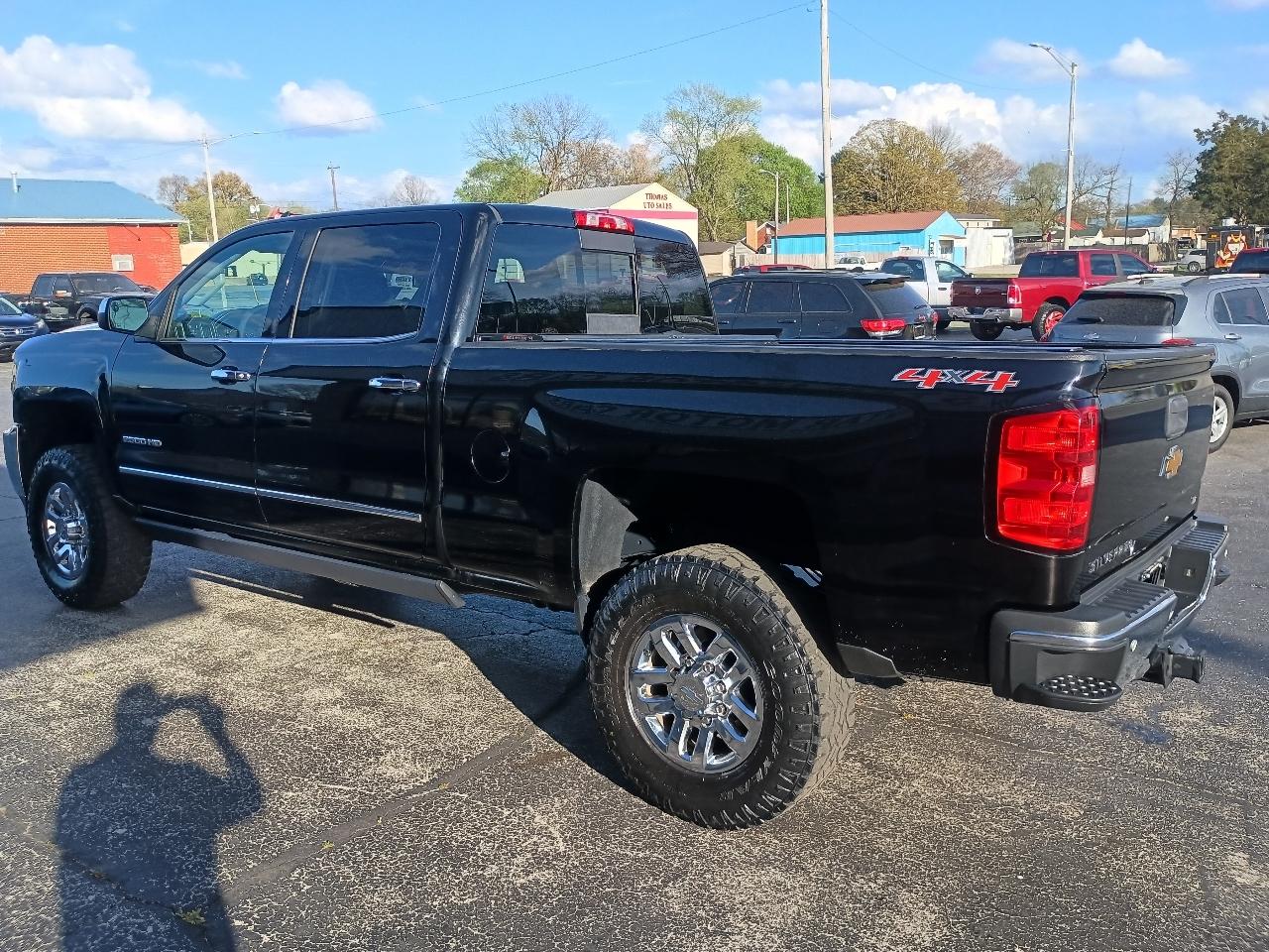 Chevrolet Silverado 2500HD Built After Aug 14 4WD Crew Cab 153.7" LTZ 2015