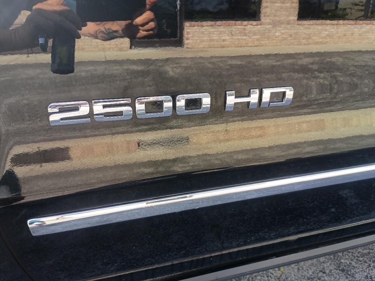 Chevrolet Silverado 2500HD Built After Aug 14 4WD Crew Cab 153.7" LTZ 2015