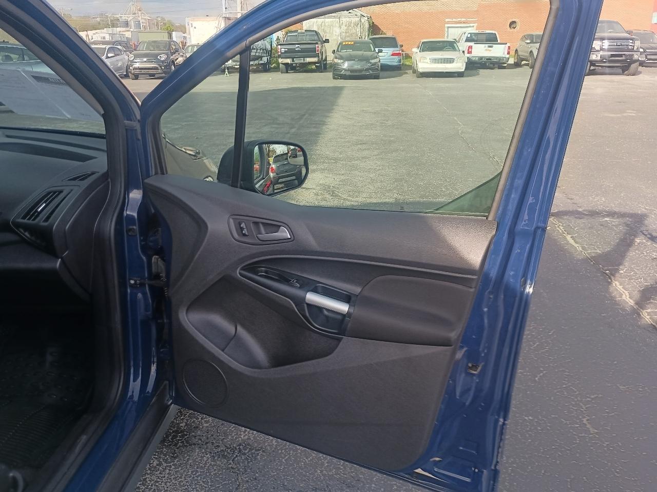 Ford Transit Connect Wagon XLT LWB w/Rear Symmetrical Doors 2018