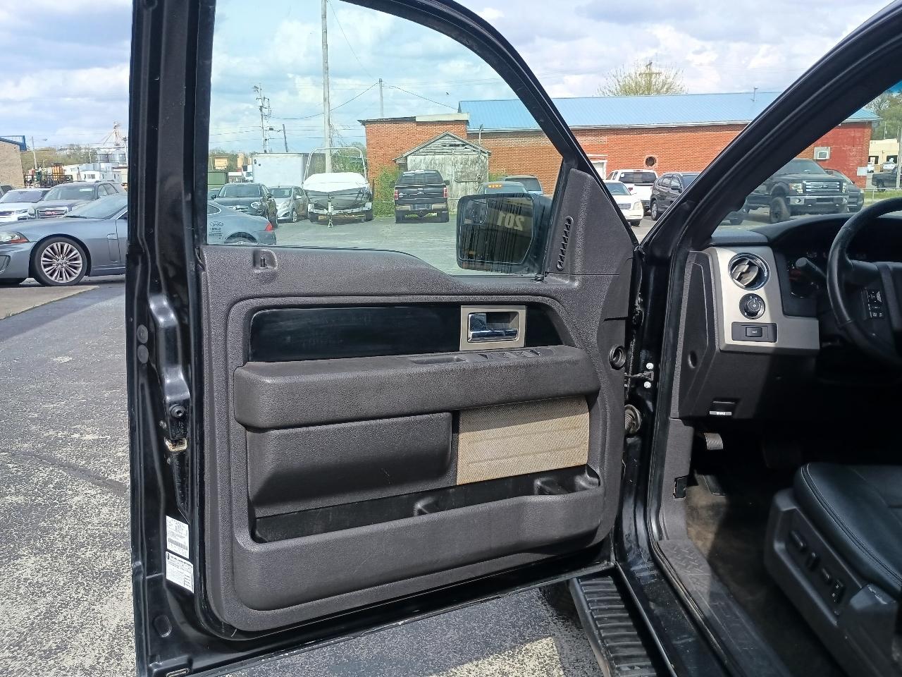 Ford F-150 4WD SuperCrew 145" FX4 2012