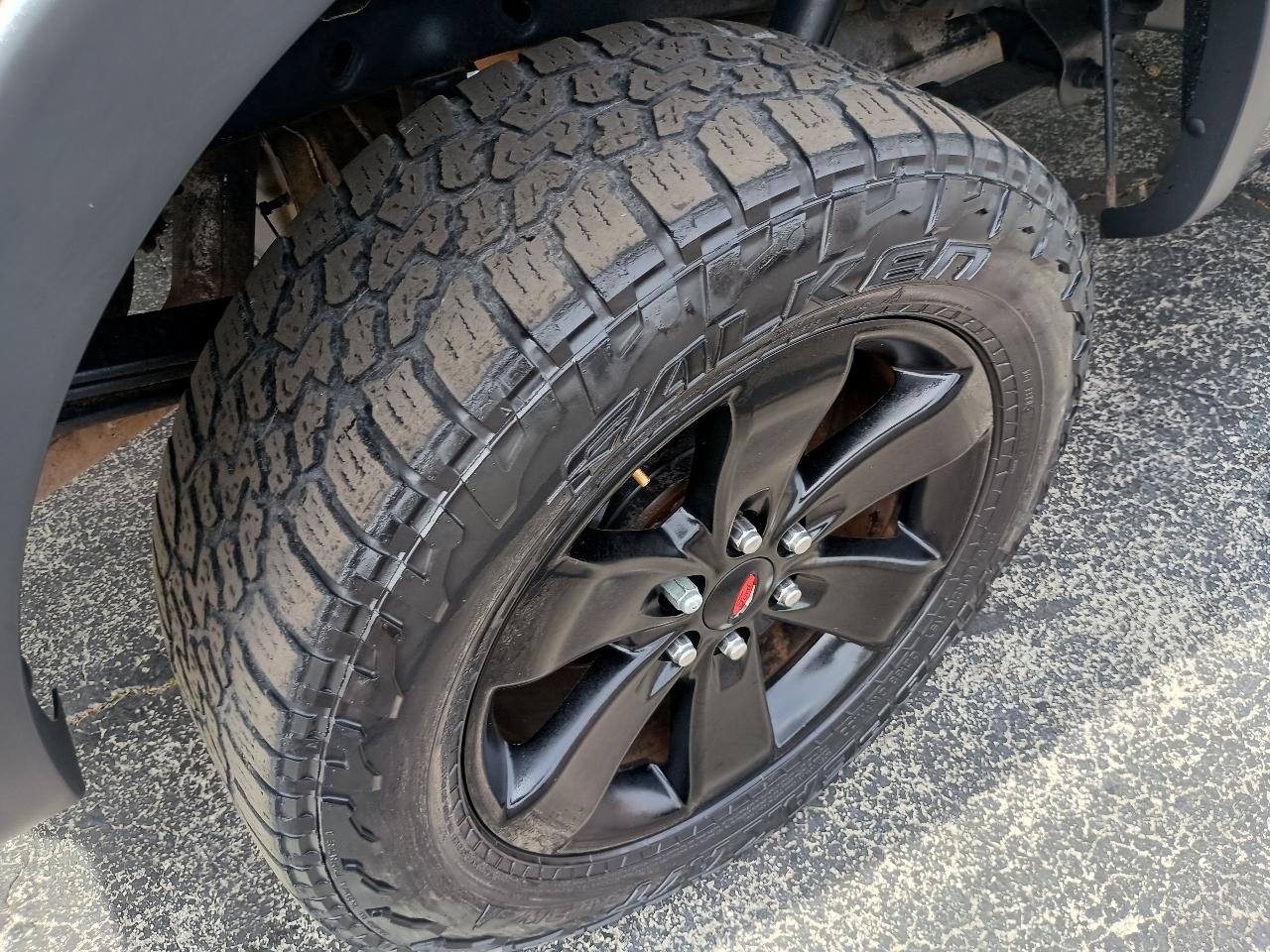 Ford F-150 4WD SuperCrew 145" FX4 2012