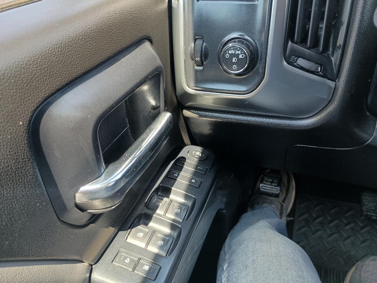 Chevrolet Silverado 1500 2WD Crew Cab 143.5" LT w/1LT 2014