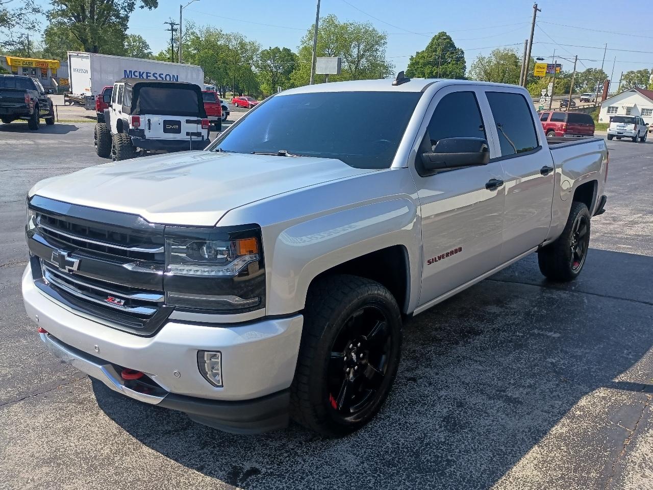 Chevrolet Silverado 1500 4WD Crew Cab 143.5" LTZ w/2LZ 2017