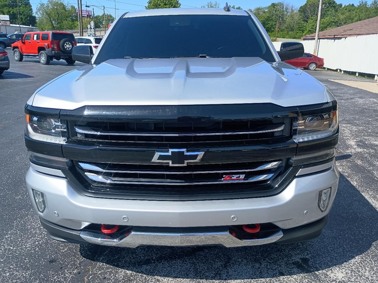 Chevrolet Silverado 1500 4WD Crew Cab 143.5" LTZ w/2LZ 2017