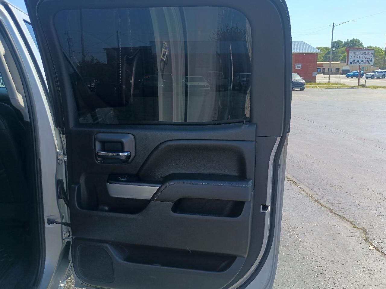 Chevrolet Silverado 1500 4WD Crew Cab 143.5" LTZ w/2LZ 2017