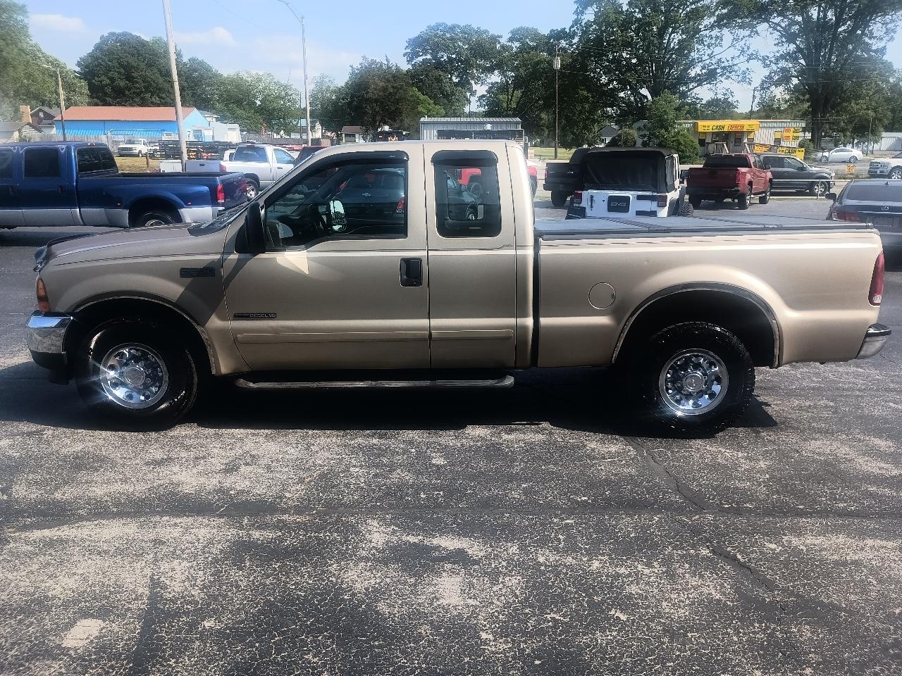Ford Super Duty F-250 Supercab 142" XLT 2001