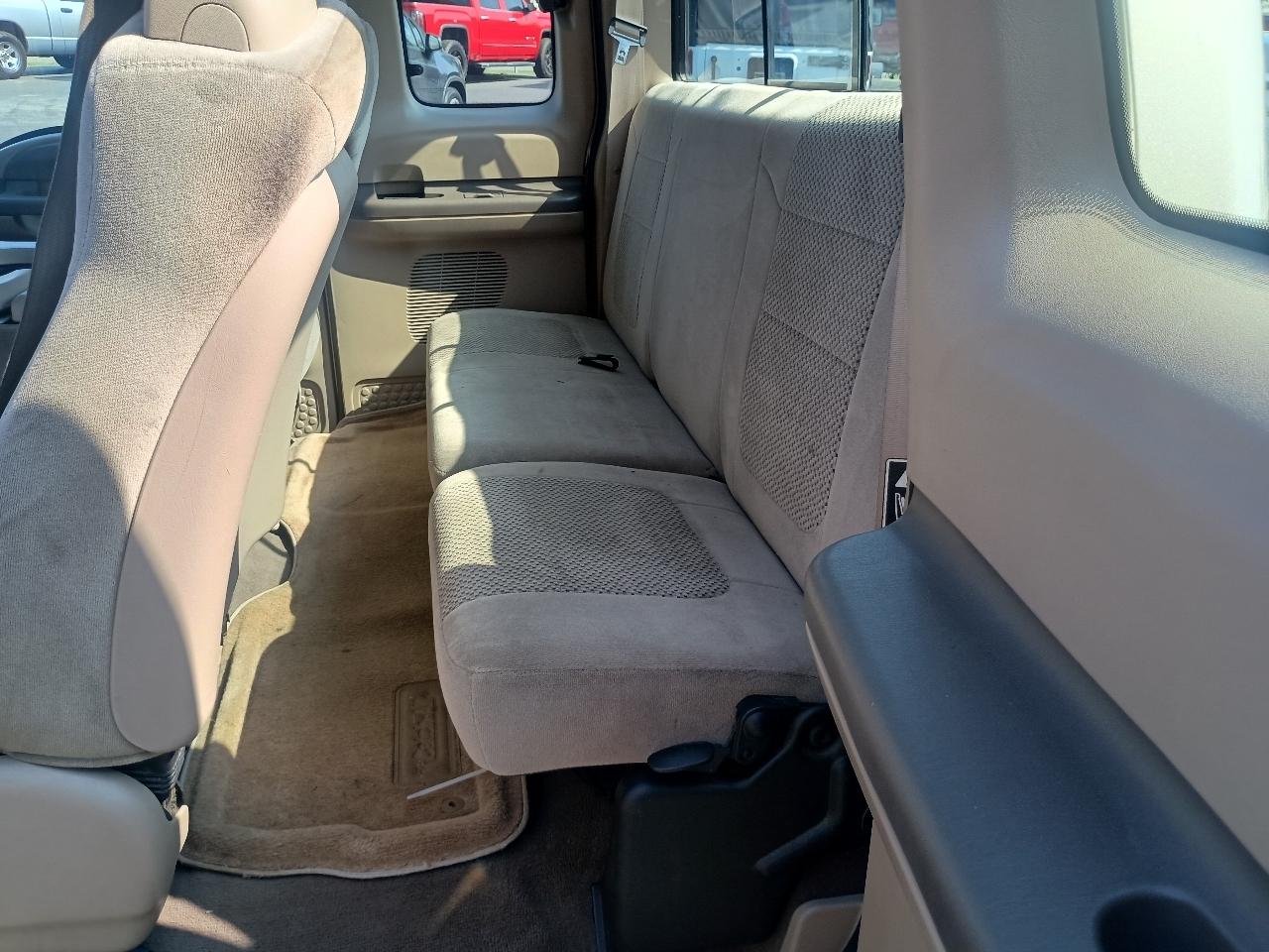 Ford Super Duty F-250 Supercab 142" XLT 2001