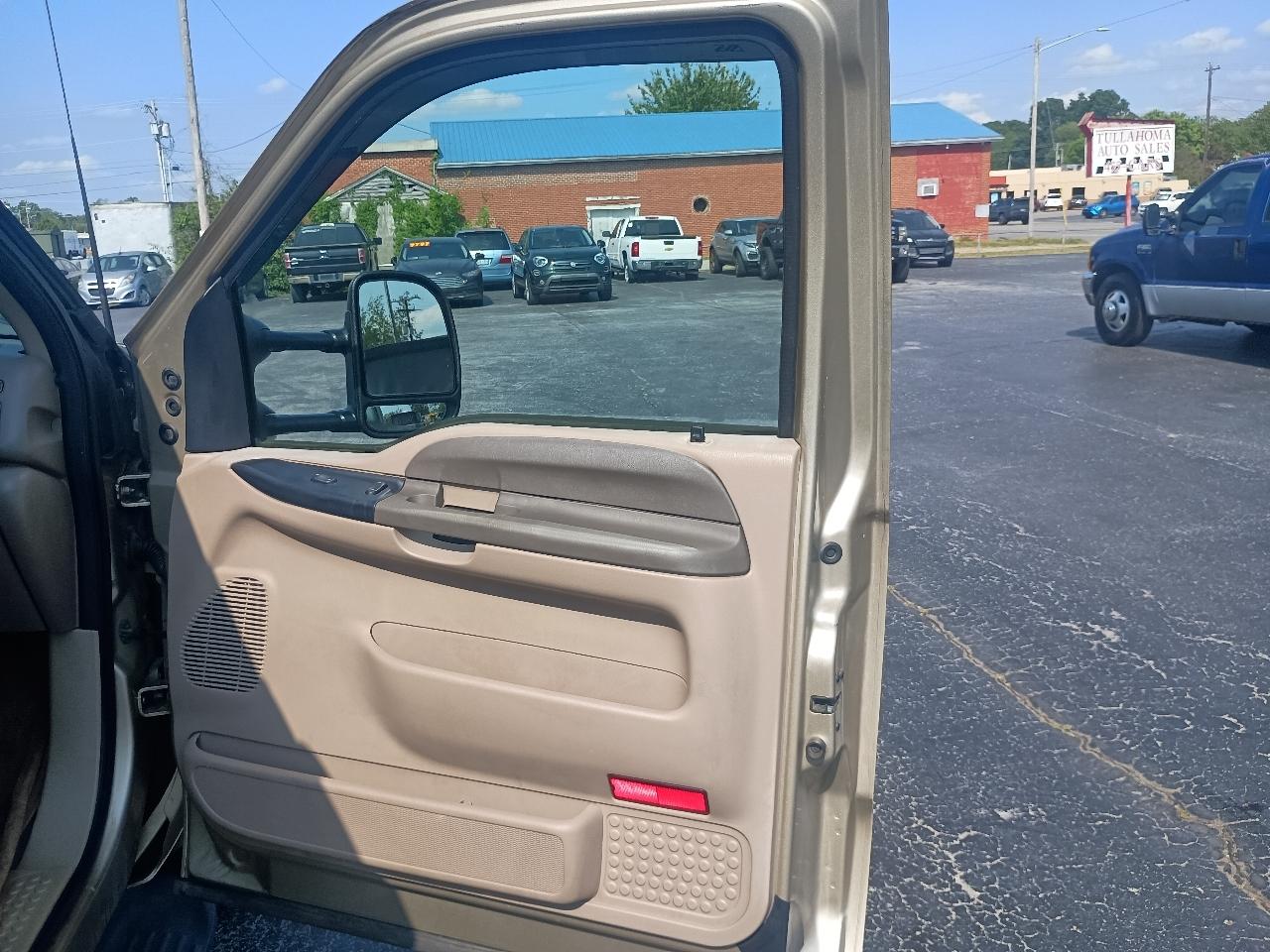 Ford Super Duty F-250 Supercab 142" XLT 2001