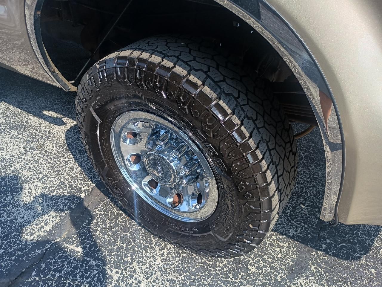 Ford Super Duty F-250 Supercab 142" XLT 2001