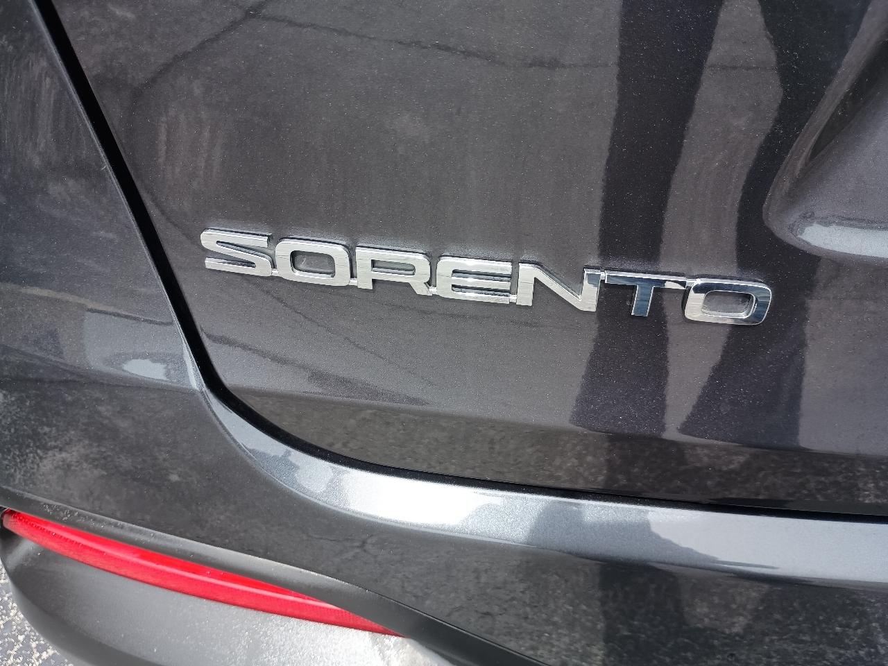 Kia Sorento AWD 4dr 3.3L EX 2016