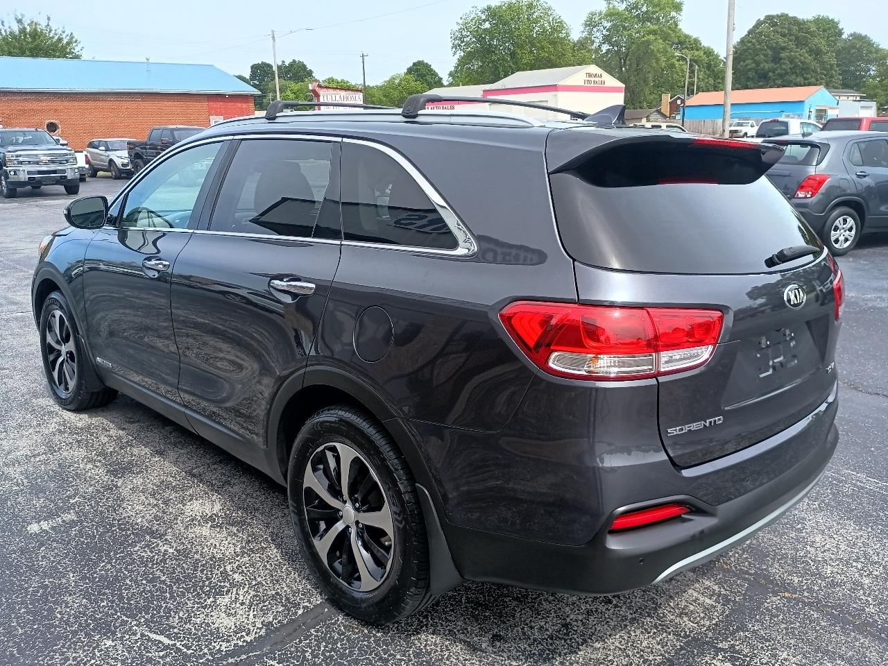 Kia Sorento AWD 4dr 3.3L EX 2016