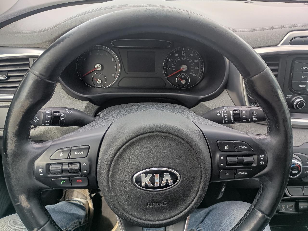 Kia Sorento AWD 4dr 3.3L EX 2016