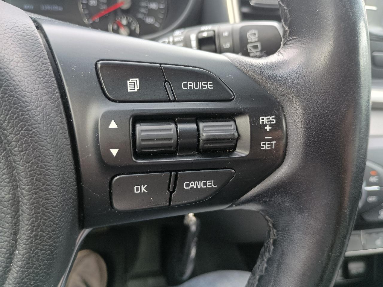 Kia Sorento AWD 4dr 3.3L EX 2016