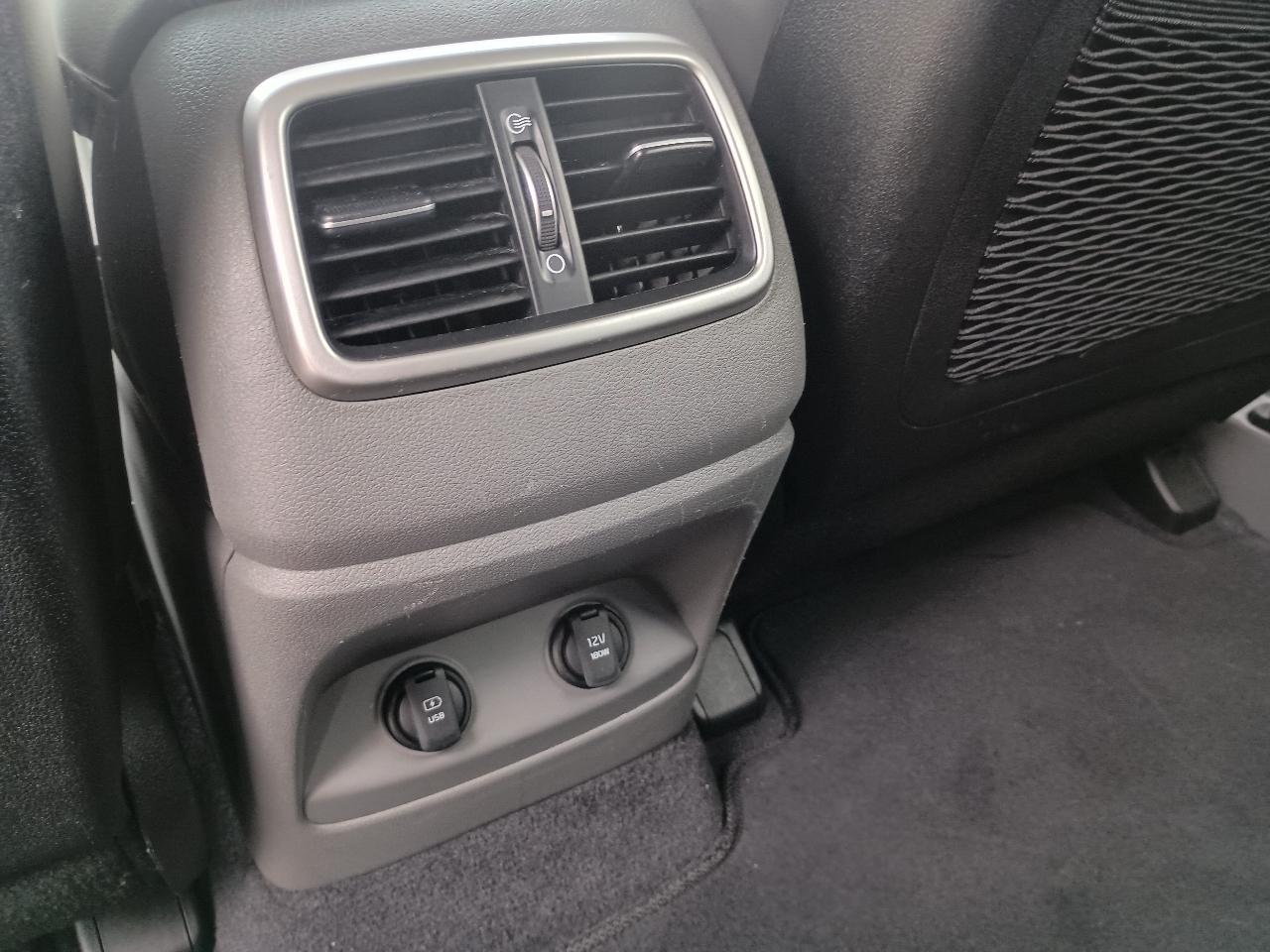 Kia Sorento AWD 4dr 3.3L EX 2016