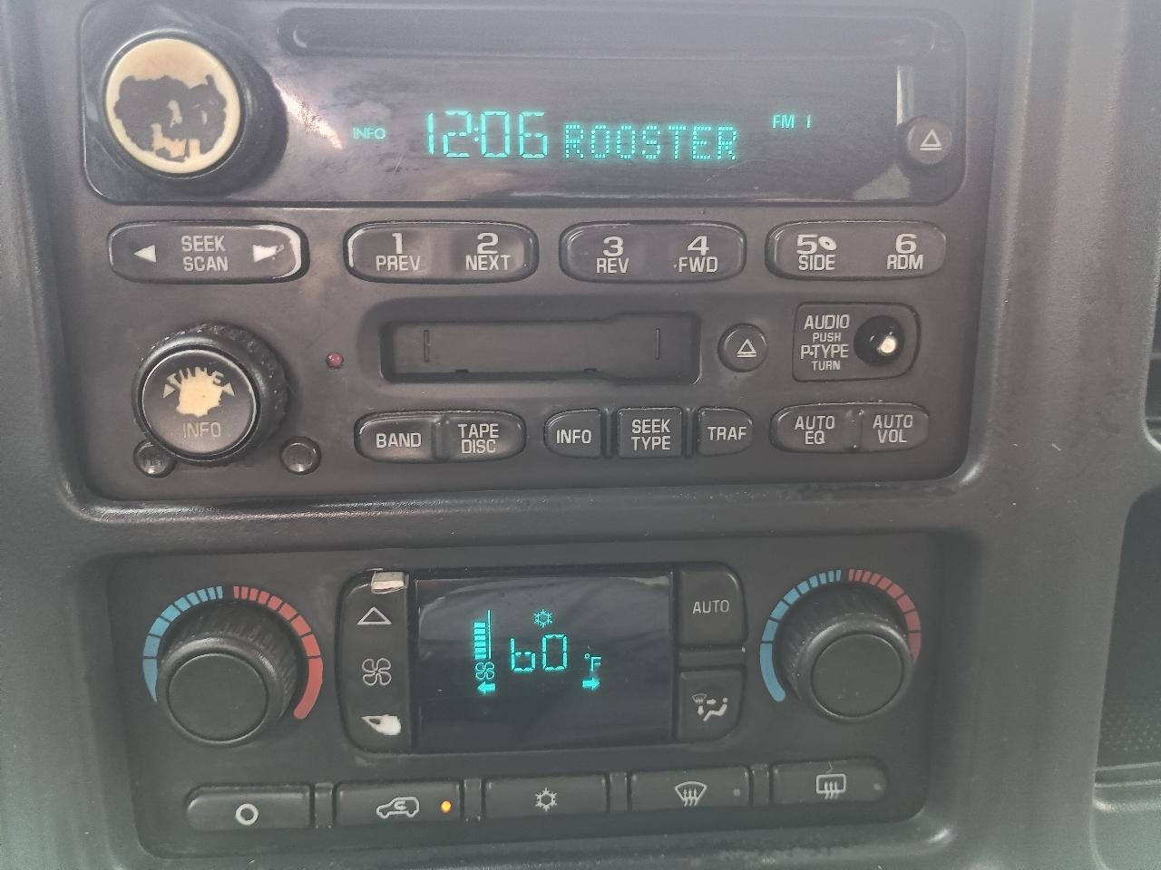 GMC Yukon XL 4dr 1500 4WD SLE 2004