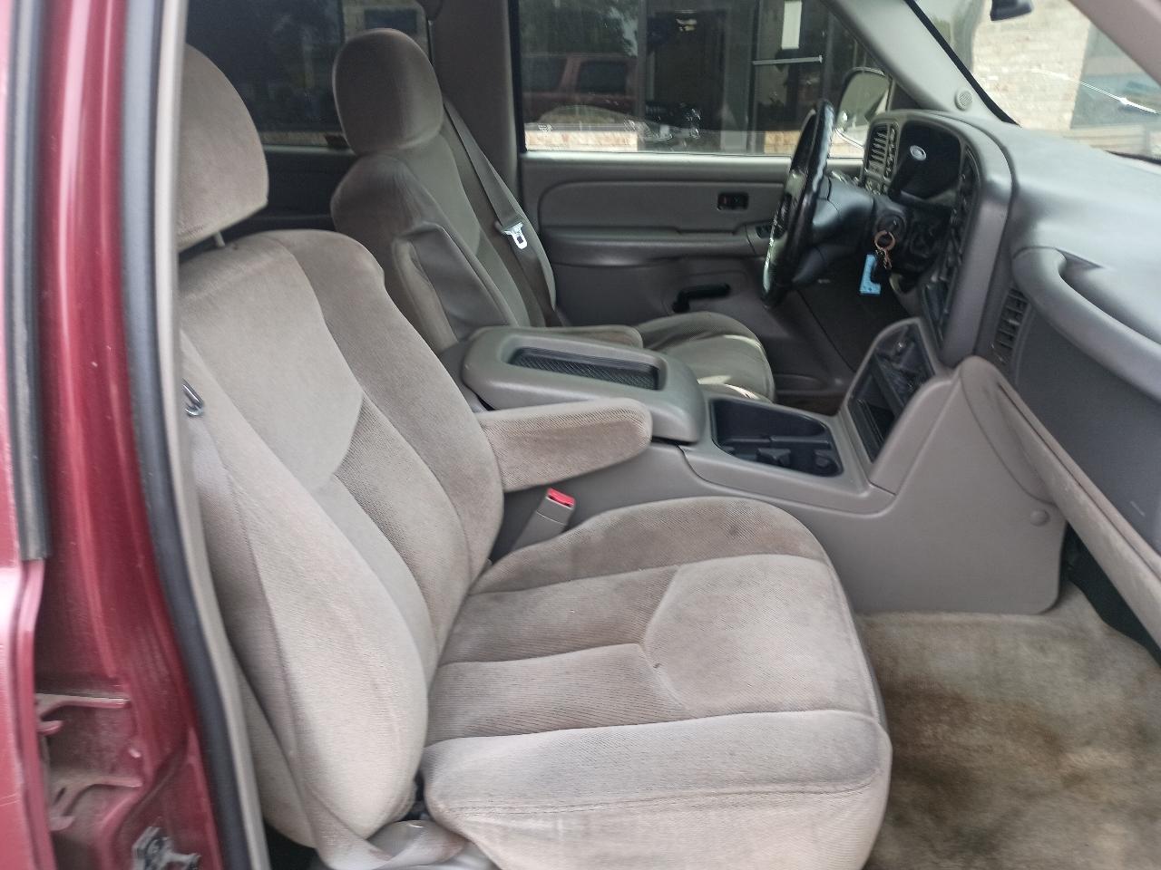 GMC Yukon XL 4dr 1500 4WD SLE 2004