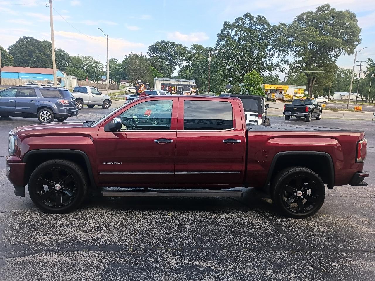 GMC Sierra 1500 4WD Crew Cab 143.5" Denali 2016