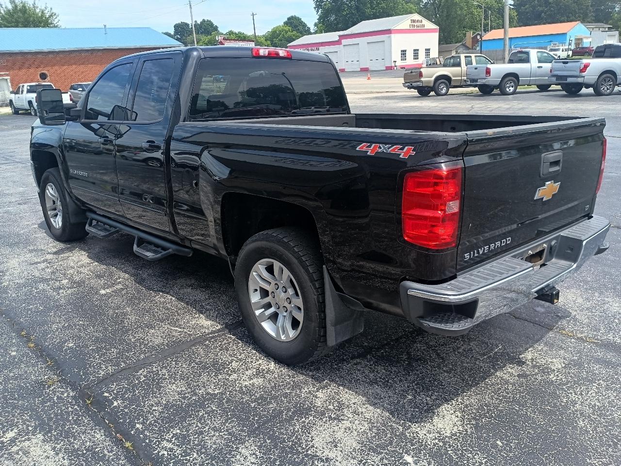 Chevrolet Silverado 1500 4WD Double Cab 143.5" LT w/1LT 2017
