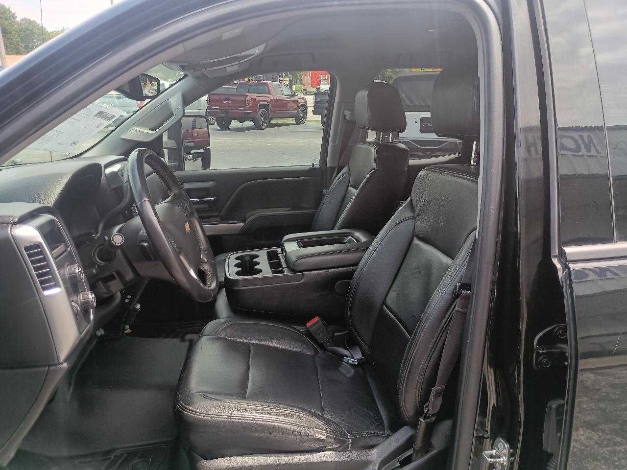 Chevrolet Silverado 1500 4WD Double Cab 143.5" LT w/1LT 2017