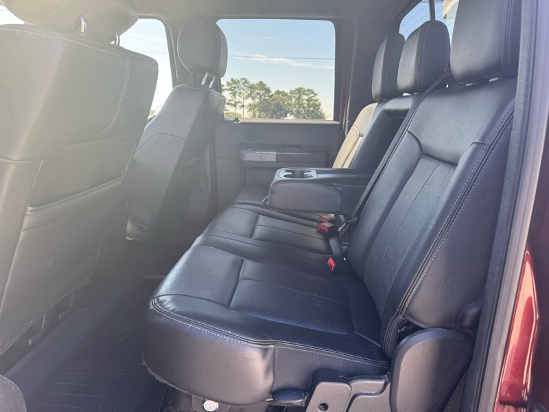 2015 Ford F-250 Lariat photo 12
