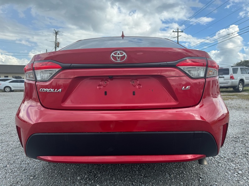 2021 Toyota Corolla LE photo 3