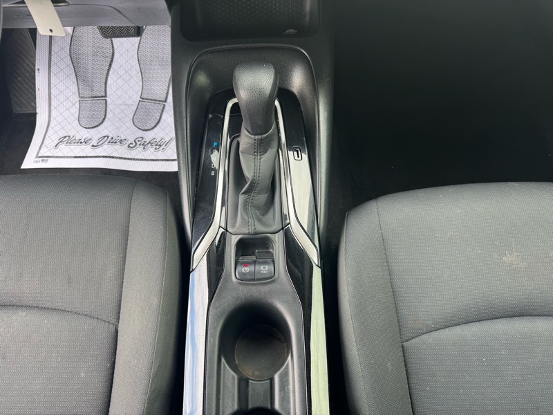 2021 Toyota Corolla LE photo 21