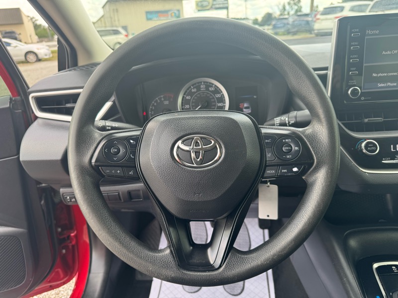 2021 Toyota Corolla LE photo 22